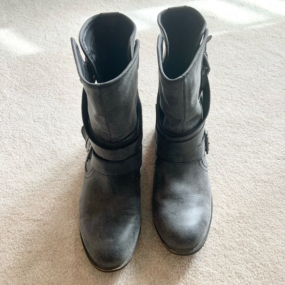 Steve Madden boots - Picture 3 of 4
